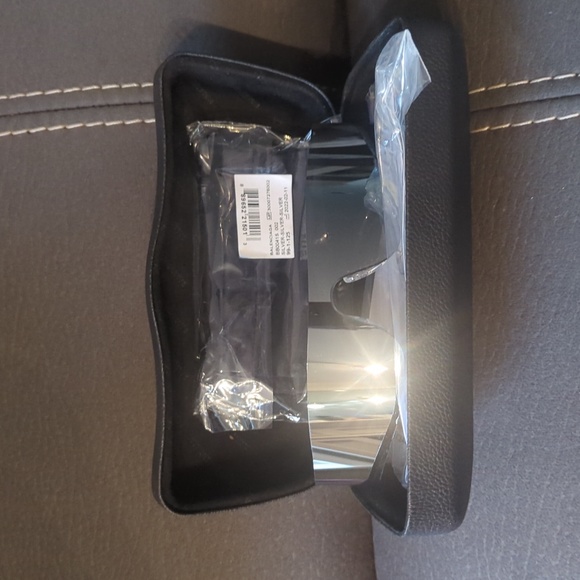 Balenciaga shades sunglasses 🕶️ - Picture 8 of 14